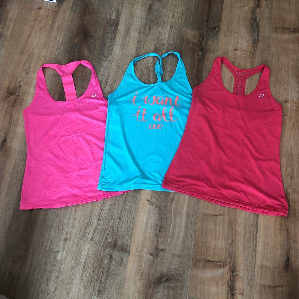 Lorna Jane Tank Bundle